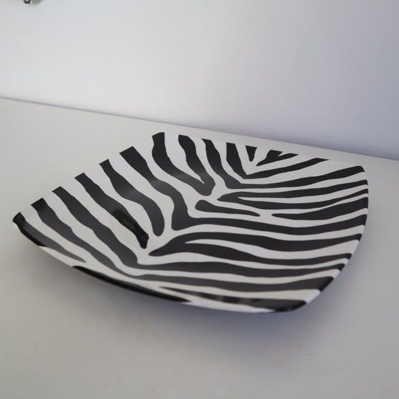 Zebra Pattern Accent Fine China Serving Plate, 222 Fifth - Picture 5 of 8